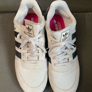 Adidias i-5923 Chalk Pearl